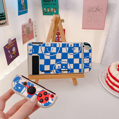 Smiley Blue 2022 Case - Switcheries